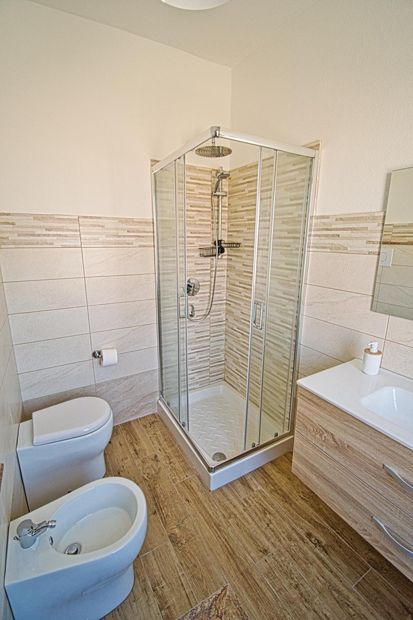 Dommu Livia Hotel Lotzorai Luaran gambar