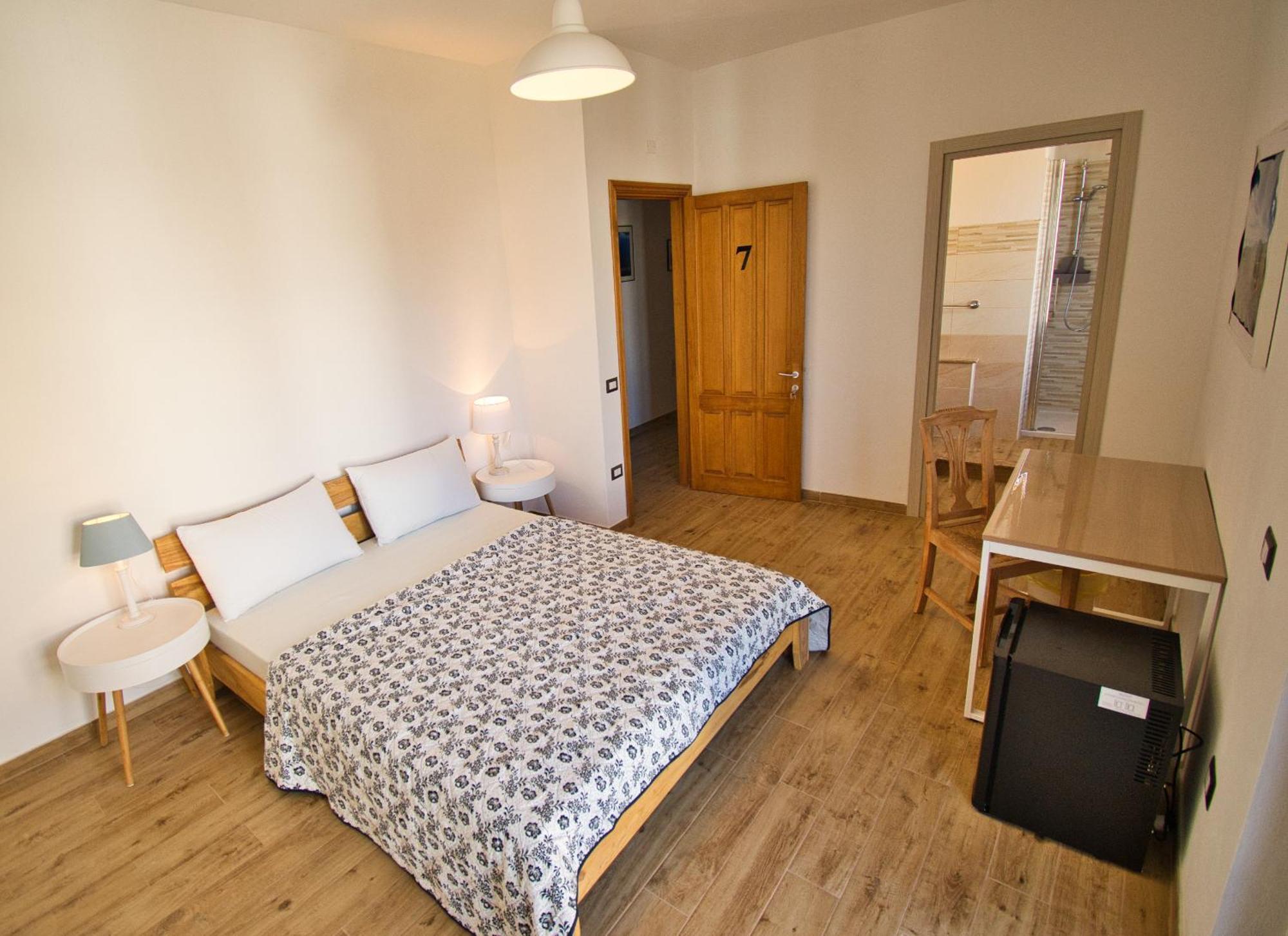 Dommu Livia Hotel Lotzorai Luaran gambar