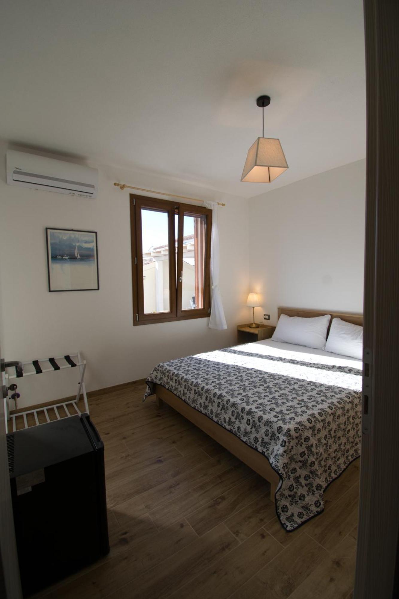 Dommu Livia Hotel Lotzorai Luaran gambar