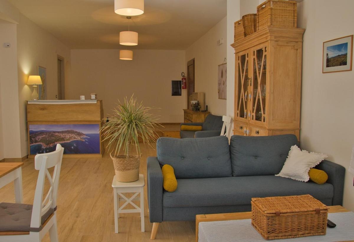Dommu Livia Hotel Lotzorai Luaran gambar
