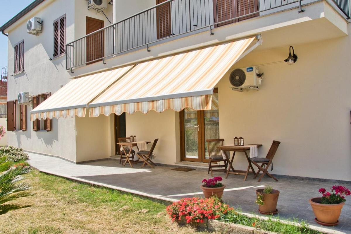 Dommu Livia Hotel Lotzorai Luaran gambar