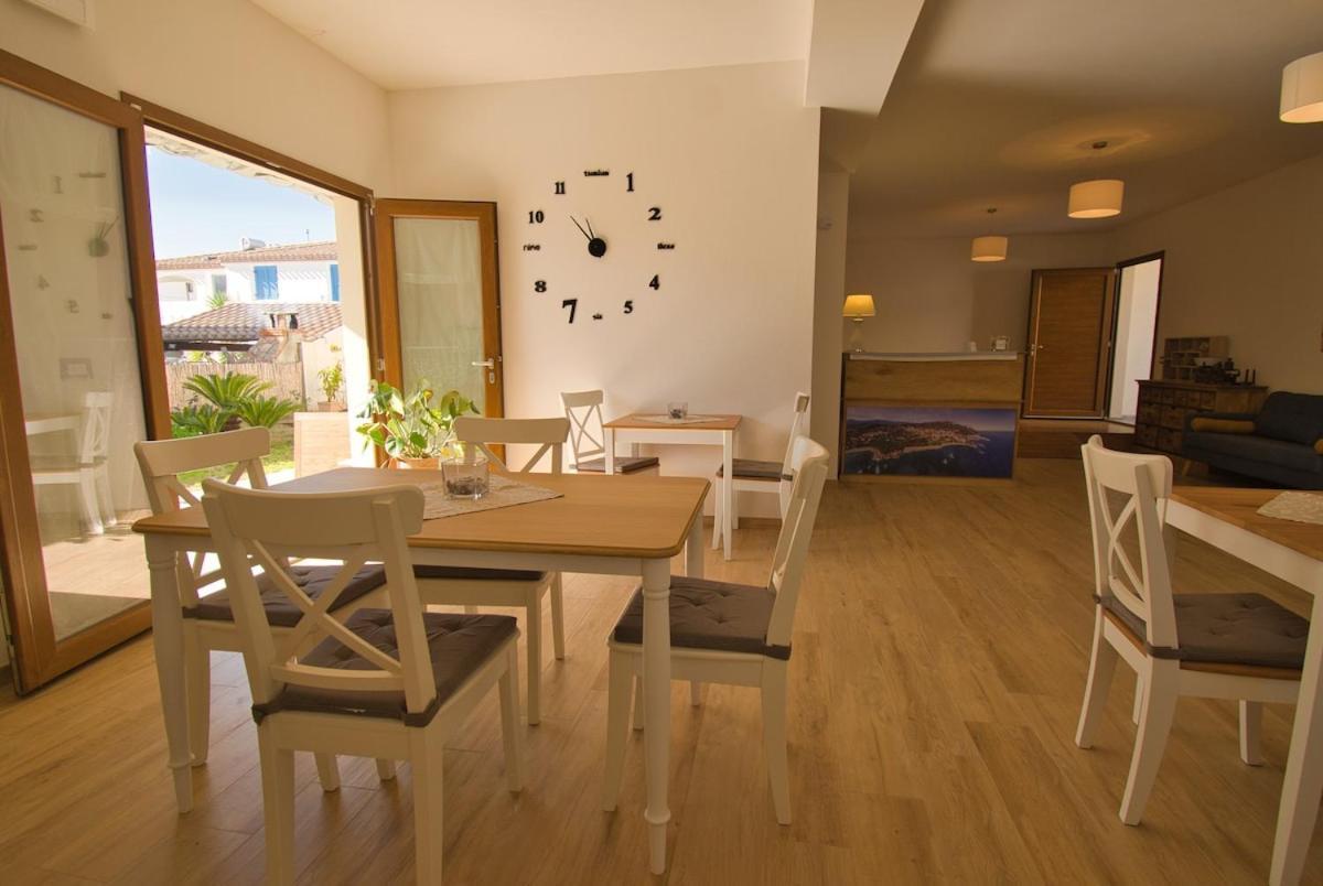 Dommu Livia Hotel Lotzorai Luaran gambar