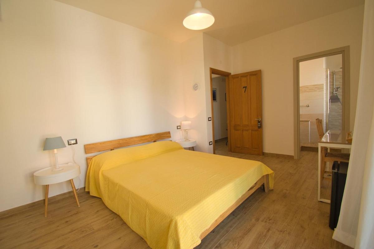 Dommu Livia Hotel Lotzorai Luaran gambar